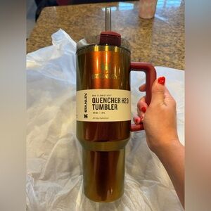 Lainey Wilson Bell Bottom Stanley